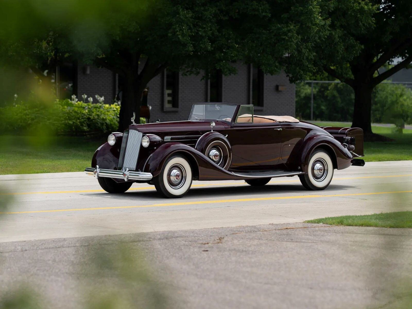 1937 Packard 1507 Twelve Coupe Roadster