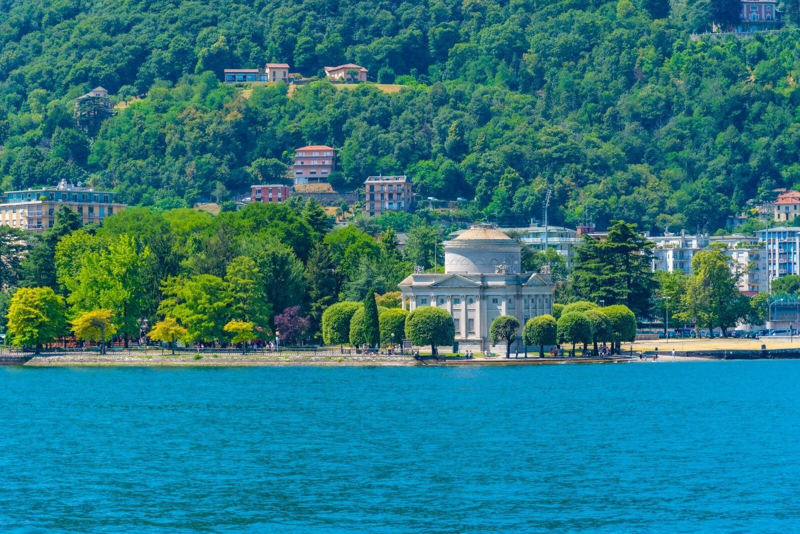 Architecture in Lake Como