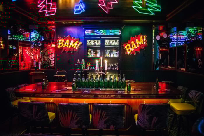 Salmon Guru (2).jpg best bars in dubai