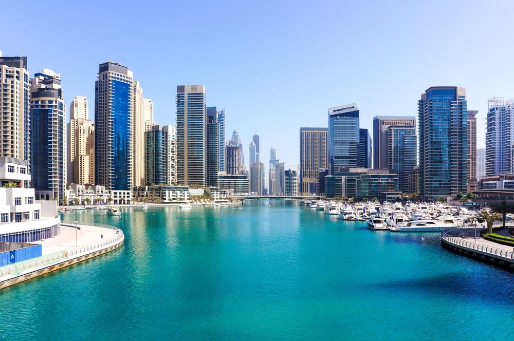 dubai harbour - pier club