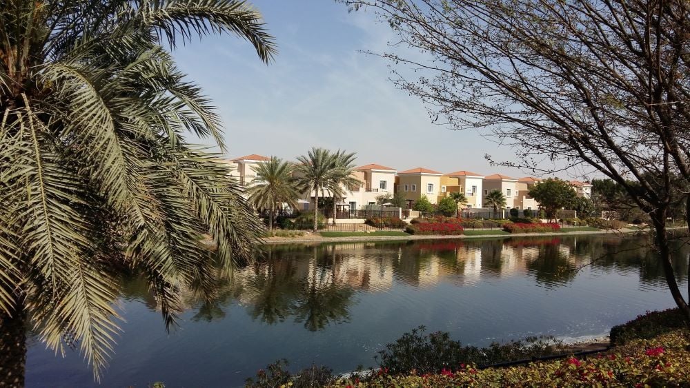 dubai hills estate vs arabian ranches
