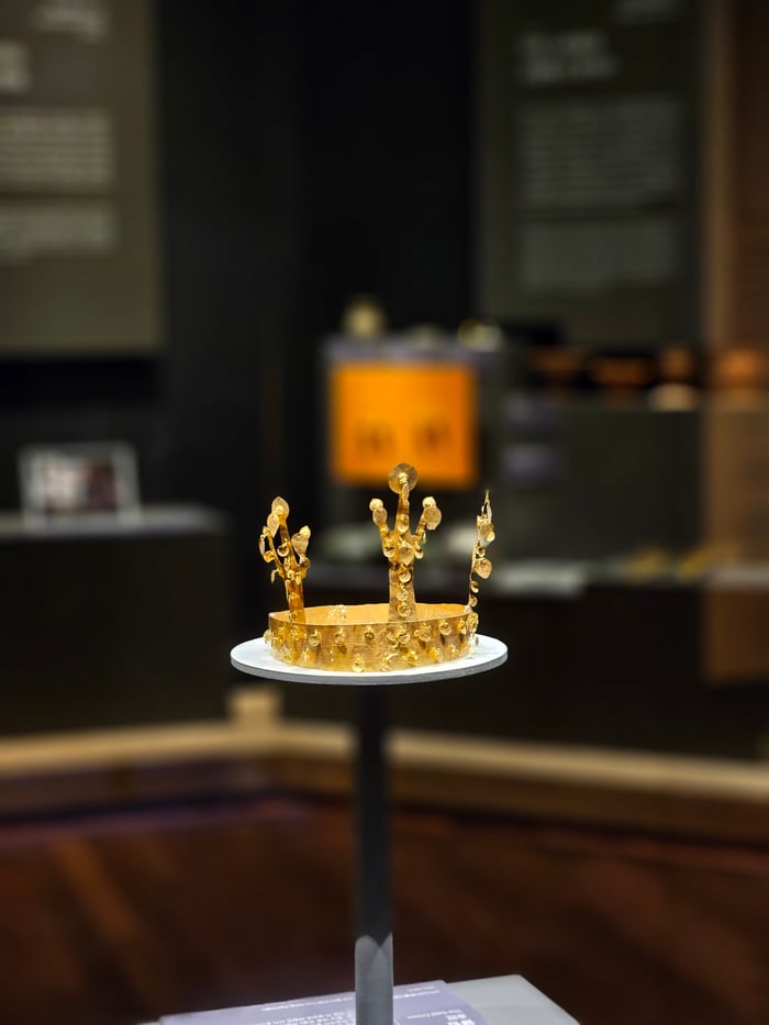 Gold and Treasures 3000 years of Chinese Ornaments Dubai (1).jpg Gold and Treasures: 3000 Years of Chinese Ornaments