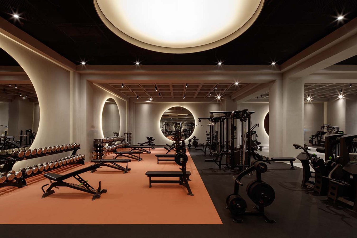 Discover the Best Gyms Near Mall of the Emirates