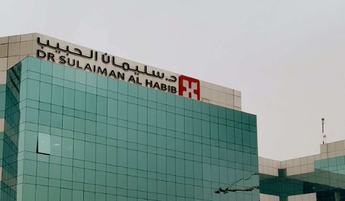 Dr soloman.png best hospitals in dubai