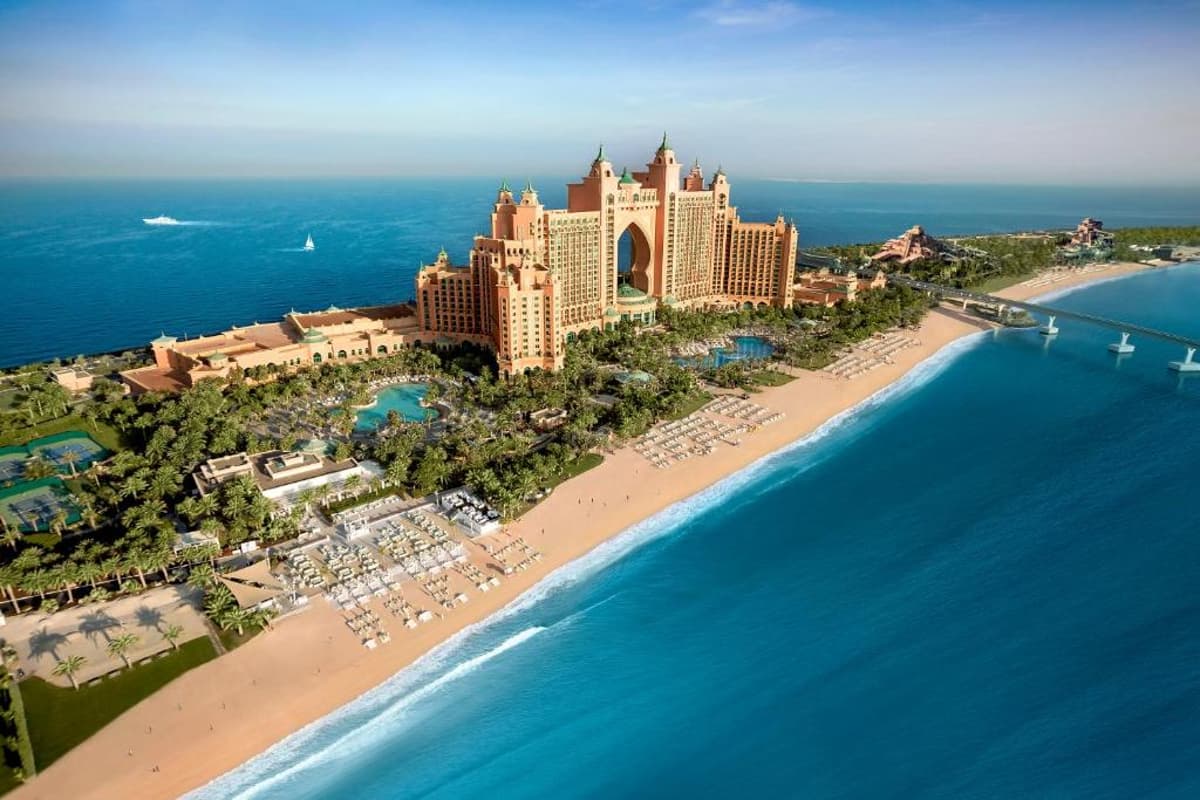 Atlantis.jpg things to do in palm jumeirah