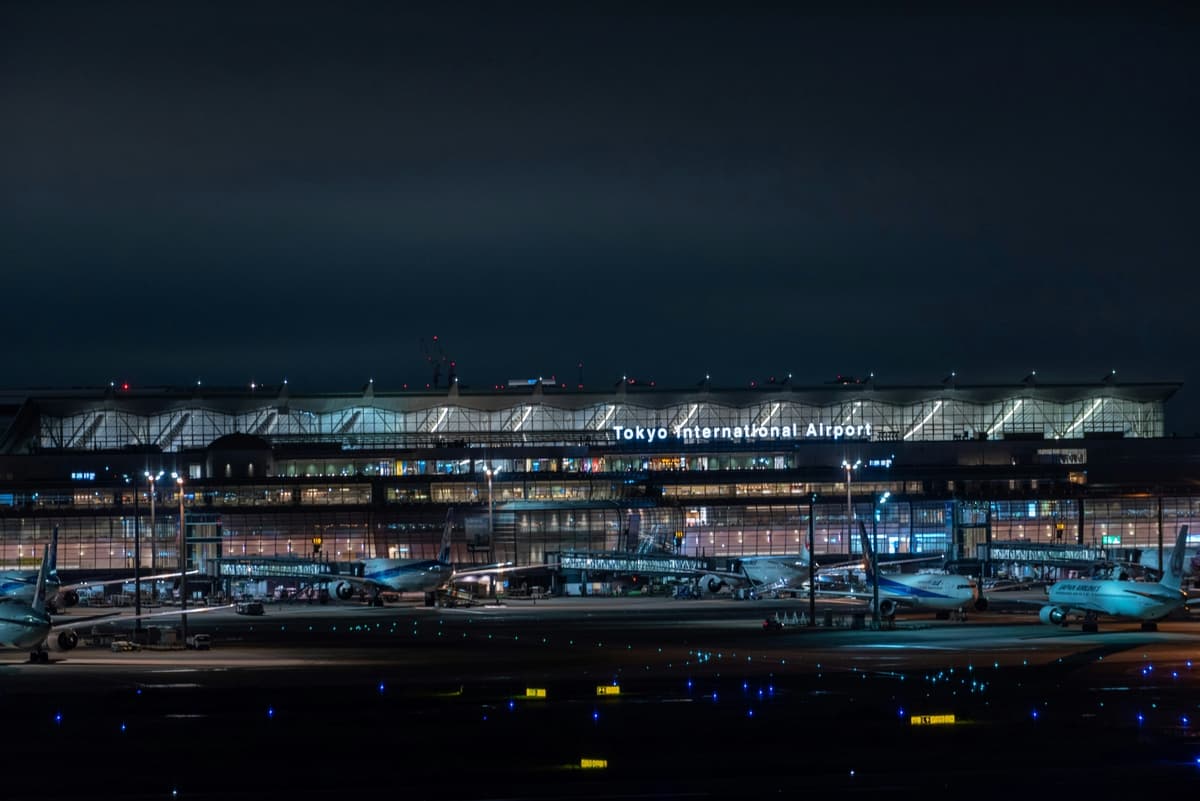 A Trip Through the Busiest Airports in the World