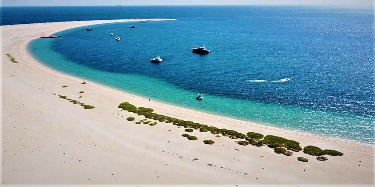 Moon Island in Dubai: How to Visit, Things to Do, and What to Expect