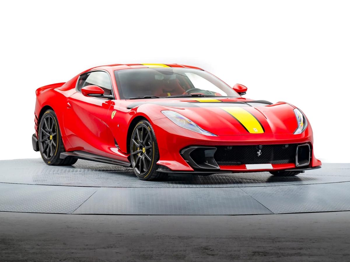 2022 Ferrari 812 Competizione1.jpg 2022 Ferrari 812 Competizione