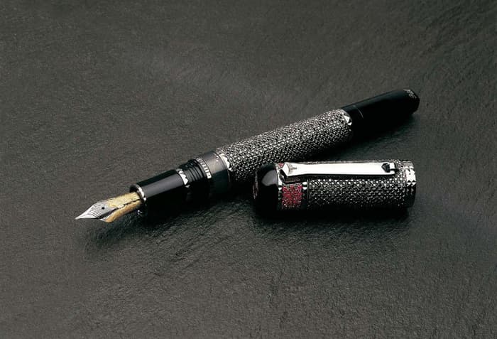 Most expensive pen in the world.jpg Most expensive pen in the world