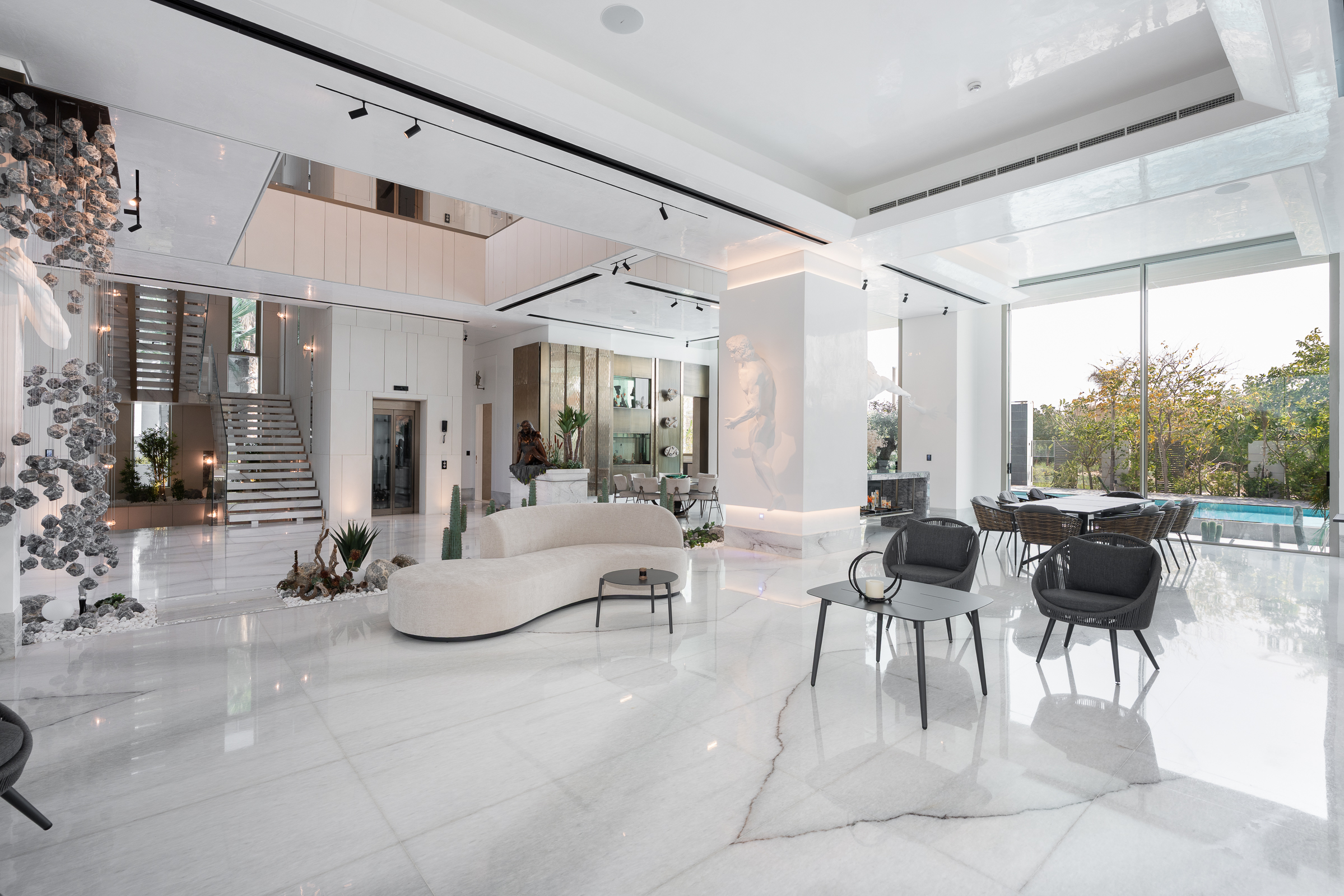 What Home Features are on a Dubai Luxury Buyer's Checklist?