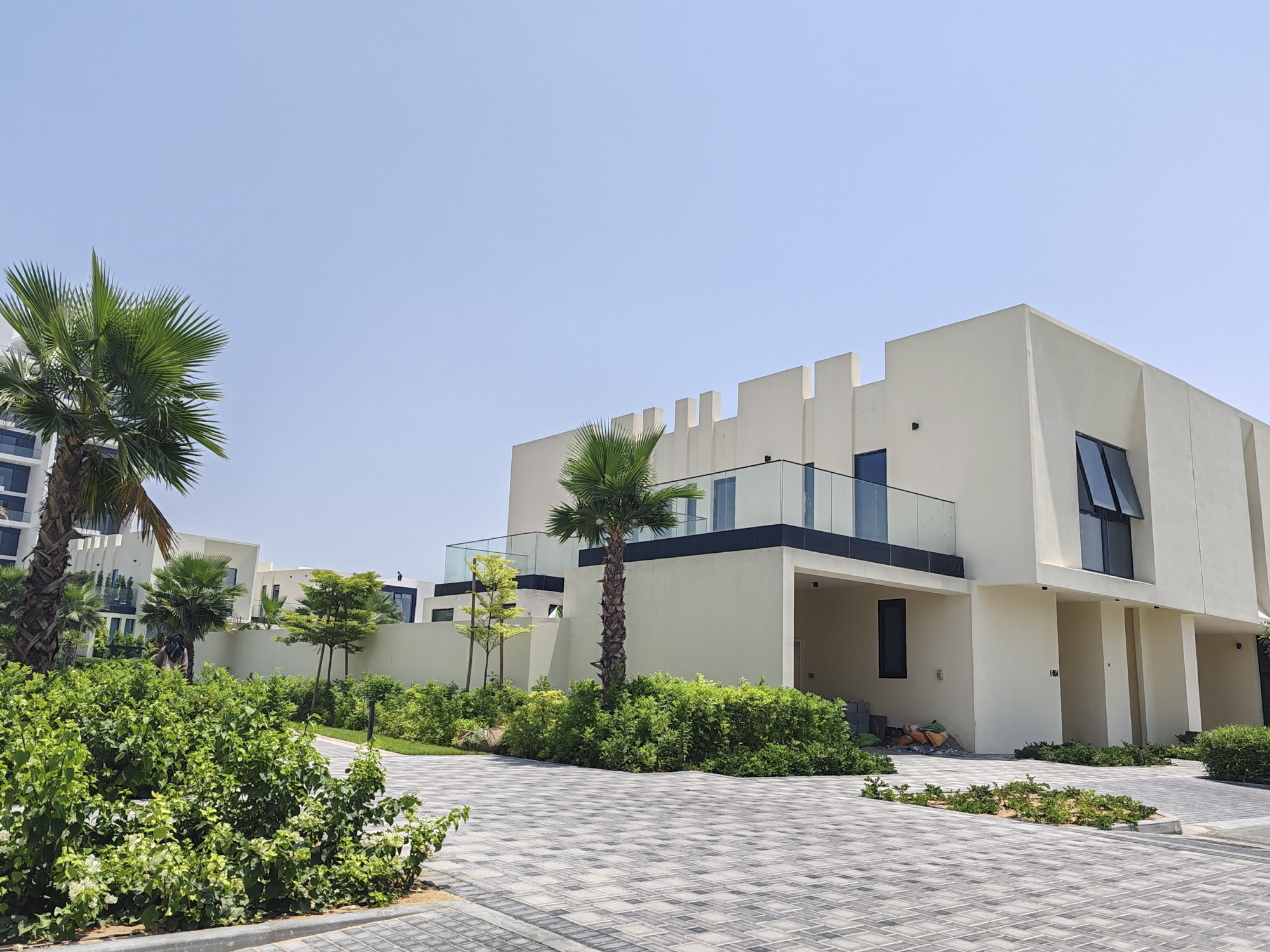 The Deed Becomes a Share: How REITs Are Remaking Property Ownership in the UAE